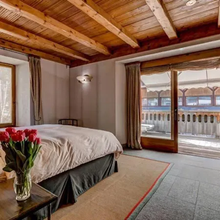 Spacious 3-bed In The Heart Of With Sauna * Шамоні