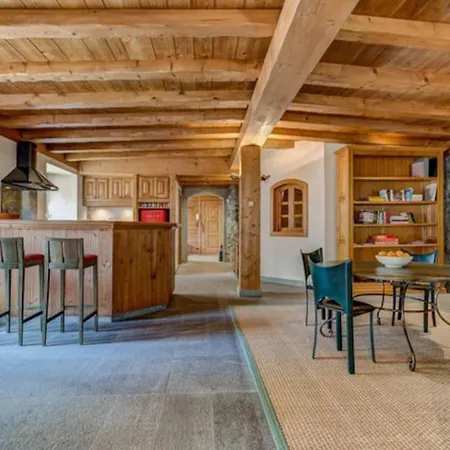 Lejlighed Spacious 3-bed In The Heart Of With Sauna Chamonix