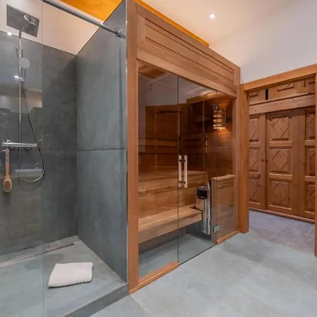 Spacious 3-bed In The Heart Of With Sauna Chamonix